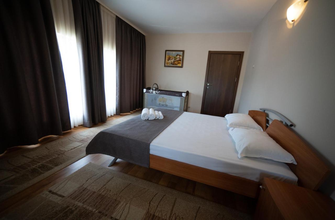 Hotel Velista Voneshta Voda Extérieur photo