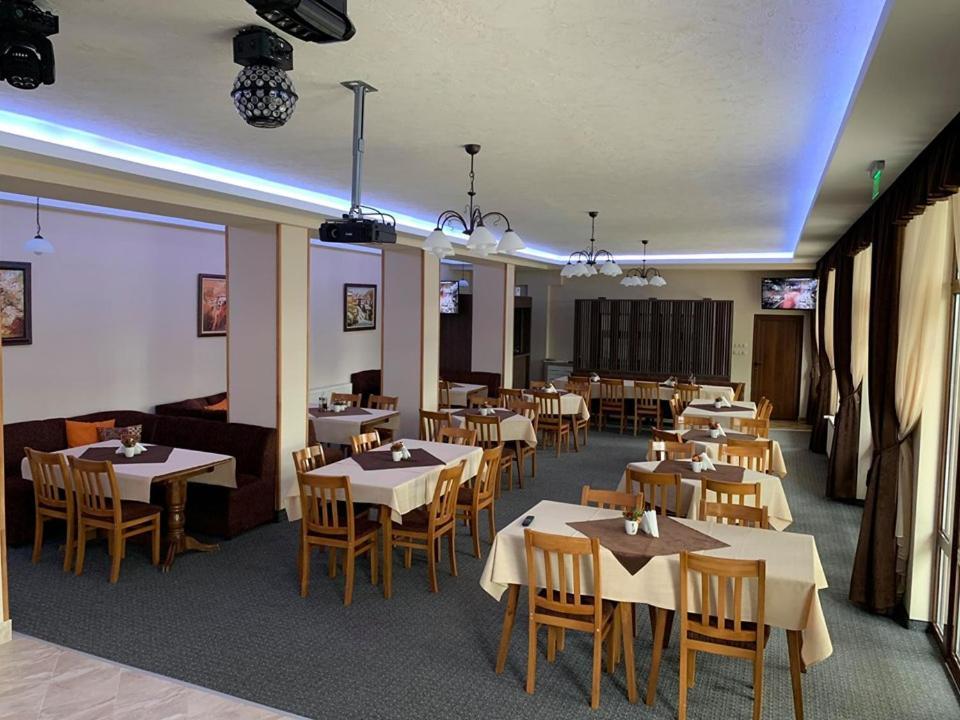 Hotel Velista Voneshta Voda Extérieur photo