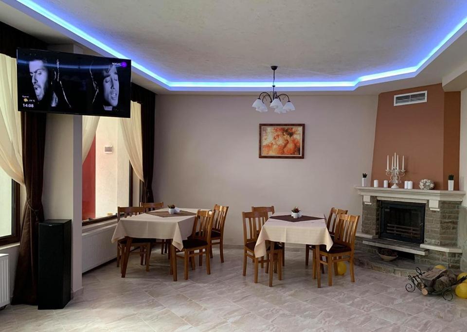 Hotel Velista Voneshta Voda Extérieur photo